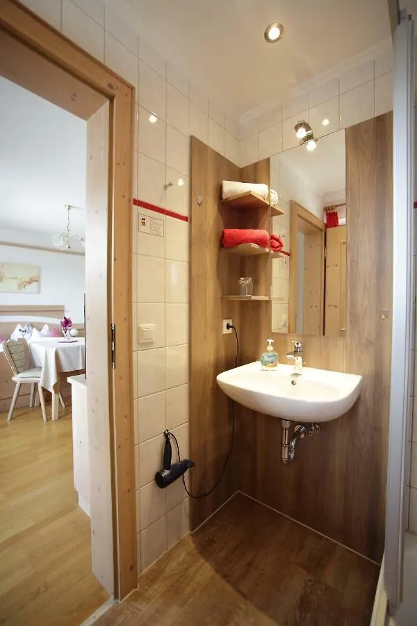 Hotel Schätzlhof Ruderting 3*,
